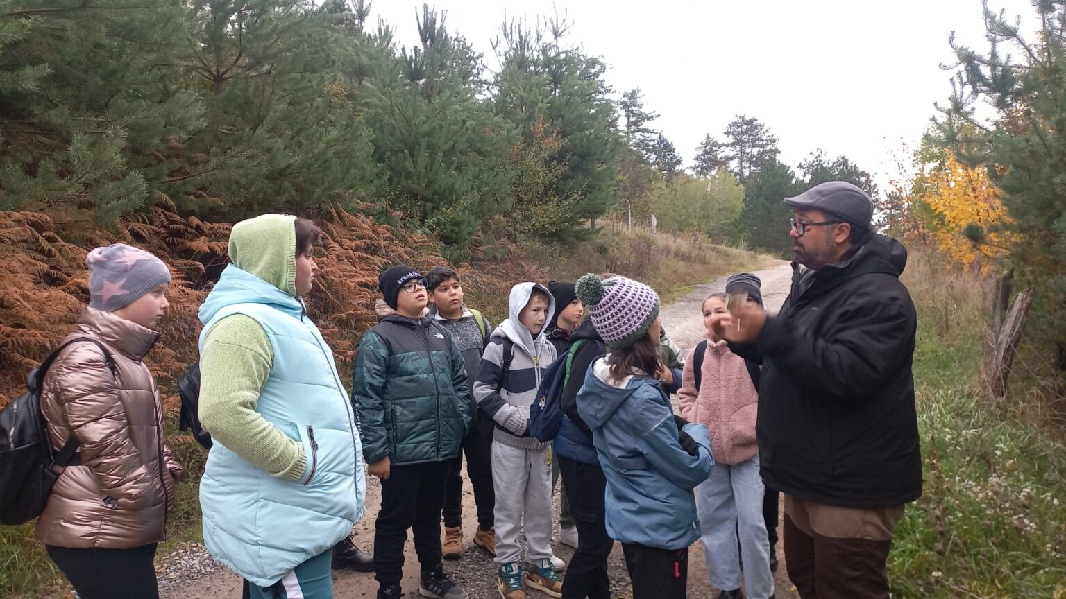cu copiii in mijlocul naturii